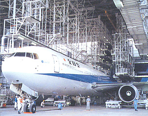 羽田空港旅客機整備ドック装置設置